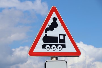 Railway crossing without barrier