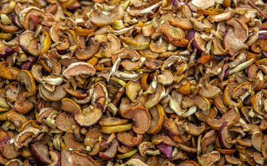 Dried apple fruits.