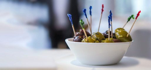 snacks in a bowl at an apero