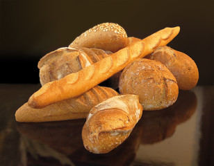pain,, assortiment,  aliment, boulangerie, isolé, miche, blanc, chignon, petit déjeuner, frais, brun, blé, pâtisserie, sain, repas, baguette, français, grain, croute terrestre, délicieux, régime, céré