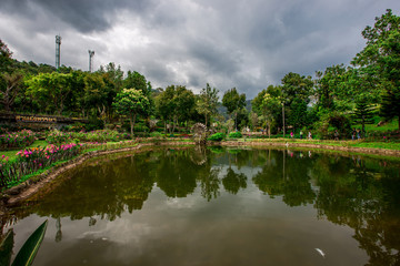 Obraz premium Landmark tourist attractions in Chiang Mai,Thailand(Royal Agricultural Station Inthanon),beautiful garden decoration, with a variety of flowers,for tourists to take picture according to the tourist