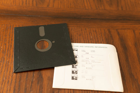 5.25 inch flopy disk - old computer technology
