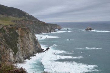 Fototapeta na wymiar cliffs of California