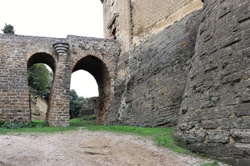 Château du village de Suze La Rousse - Département de la Drôme - France - Château construit au...
