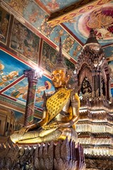 Obraz premium Buddha statue inside Wat Phnom, Phnom Penh, Cambodia