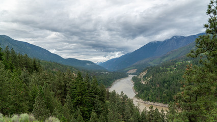 Fototapeta na wymiar river through the mountains