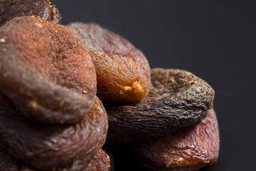 dried apricots