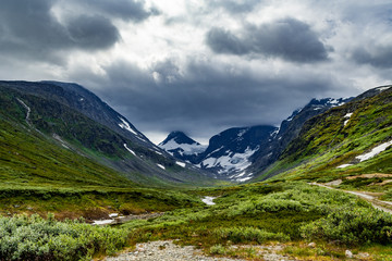 Fototapeta na wymiar Beautiful mountain scenery - Jotunheimen National park