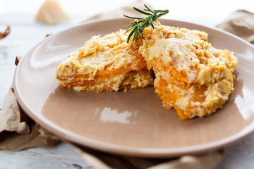 pumpkin pie with cheese
