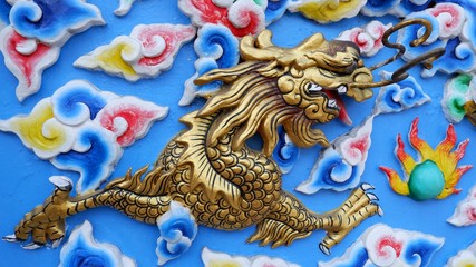 dragon in chinese temple