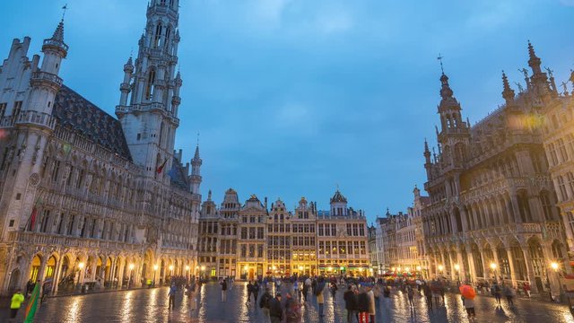 Day to night time lapse video of Grand Place square in Brussels city, Belgium