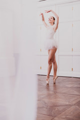 Ballerina © Michaela Begsteiger