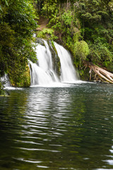 Fototapeta na wymiar Maraetotara falls , new zealand