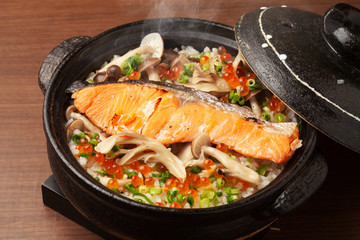鮭の炊き込みご飯