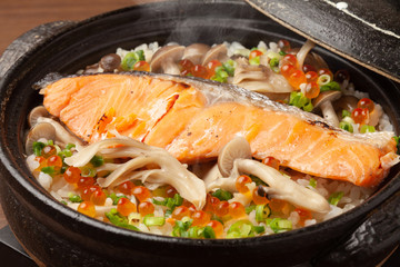 鮭の炊き込みご飯