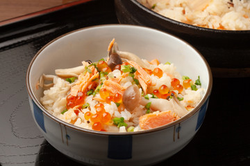 鮭の炊き込みご飯