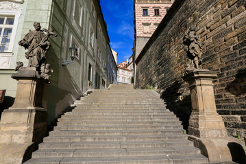 Obraz premium Statue near entrance to Prague Castle, Czech Republic