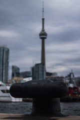 Fototapeta na wymiar CN tower toronto skyline