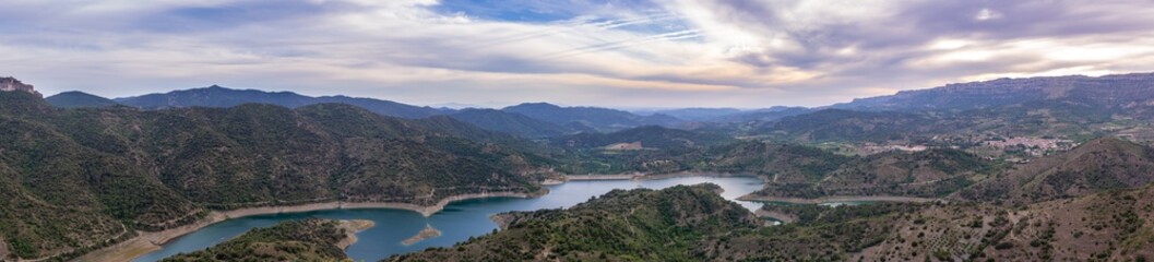 Fototapeta na wymiar The panorama of the sunset over Siurana river, Catalonia, Spain