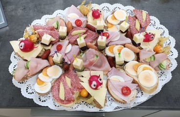 Obraz premium canapes with salmon and caviar