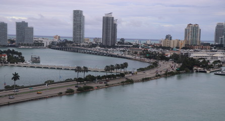 Fototapeta premium Miami and surrounding water