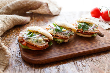 sandwiches with herring