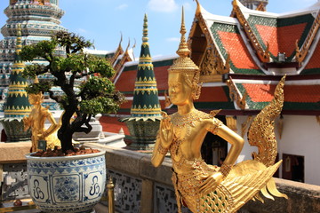 złote statuetki Bangkok © Jacek