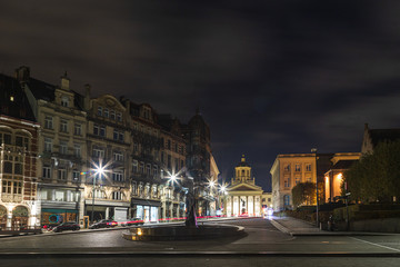 Beautiful view of the Royal Square at night.