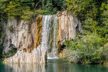 Fototapeta na wymiar Waterfall in Plitvice Lakes National Park