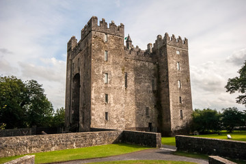 Fototapeta na wymiar Bunratty Castle Ireland