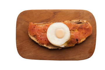 Smoked salmon and egg on toast