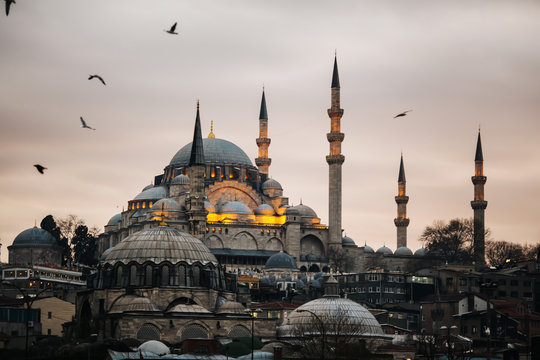 Istanbul and sunset view on Suleymaniye mosque, Turkey
