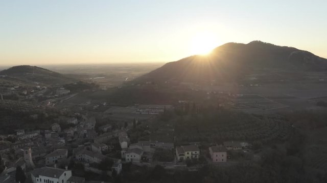Arqu&agrave; Petrarca all'alba, colli euganei