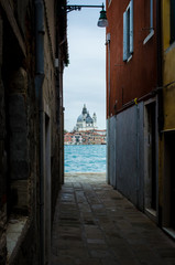 Una calle di Venezia