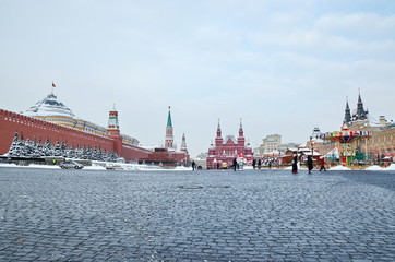Obraz premium Moscow, Russia - February 8, 2018: Winter view of Red square, Moscow Kremlin, Historical Museum and GUM building