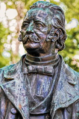 denkmal von theodor fontane aus dem Jahre 1907 in neuruppin, deutschland