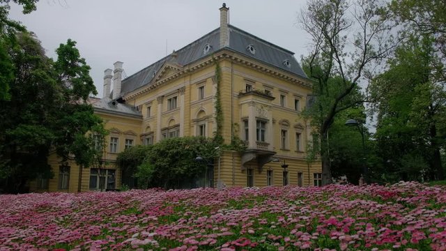 Parque en Sof&iacute;a,Bulgaria,Europa.