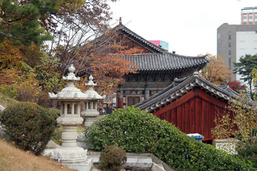 Fototapeta na wymiar Bongeunsa Buddhist Temple of South Korea