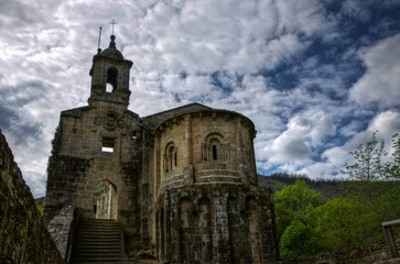Fototapeta na wymiar Mosteiro de Caaveiro