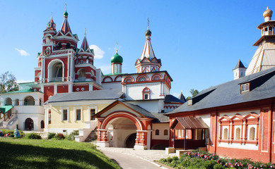 Fototapeta na wymiar Savvino-Storozhevsky monastery in Zvenigorod, Moscow region