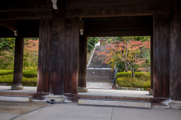 Fototapeta na wymiar 京都の観光名所南禅寺の紅葉風景