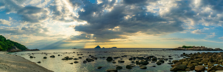Obraz na płótnie Canvas A sunset view, Adam and Eve's Beach, Kecil, Perhentian Islands, Malaysia