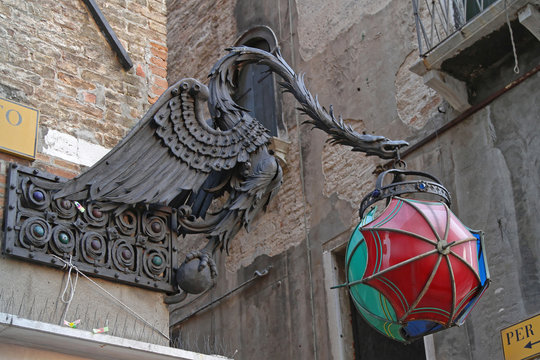 Marforio Dragon