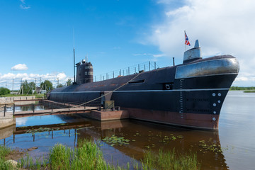 Fototapeta premium Vytegra. Submarine B-440 at the pier