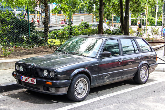 BMW E30 3-series