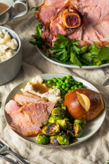 Homemade Glazed Holiday Ham Roast