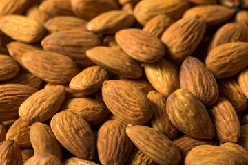 Raw Organic Shelled Almonds