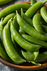Raw Green Organic Sugar Snap Peas