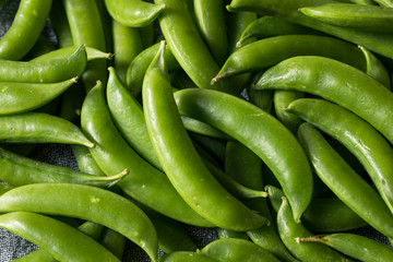 Raw Green Organic Sugar Snap Peas