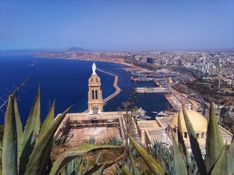 wonderful angle of view of Oran
